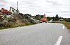 Fjellet skal vekk og vegen leggjast om. Der som vegen er no, vil det bli gang- og sykkelveg.