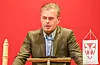 Rune Teikari (Frp) la fram forslaget som fekk felirtal på vegne av posisjonspartia. Foto: Thomas Vallestad Drageset