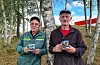 Harry Krossgått og Kjell Inge Førland restaurerer buss på dugnad. No er det mogleg for sveibuen og andre å kjøpa seg ein andel i eit restaureringsobjekt som har rulla på vegane her i Sveio. Kanskje du treff dei på Sveio senter?
