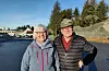 Aslaug og Kjell Trygve Kinn meiner kommunen bør gjera noko med parkeringsordninga i Mølstrevåg. — Me vil ikkje at kommunen og Ryvarden skal få eit negativt rykte, seier paret frå Sveio. FOTO: GUNNHILD LØNNING
