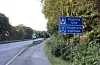 For sørgåande trafikk som kjem frå Vestland fylke og Sveio kommune, viser skilta at no er ein over i Rogaland fylke og Haugesund kommune.