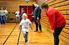 Hoppetaukonkurransen på Valestrand skule er avslutta.