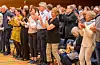 Ståeande applaus til Harmonien etter siste nummer.FOTO: TORSTEIN TYSVÆR NYMOEN