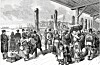 Norske emigrantar i kø for å registrere seg ved framkomst i New York. Dei hadde ennå ei lang og strevsam reise framfor seg. Mange visste ikkje kor store avstandane var i Amerika, og mange hadde teke med seg for lite pengar til å kunne betale for reisa fram til det endelege målet.