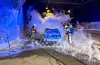 Mannskap frå brannstasjonane i Sveio og Førde i gong med å sløkka bilbrannen i Bømlafjordtunnelen 2. desember. Foto: Haugaland brann og redning IKS