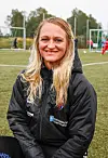Ine Salte Andersen er leiar for fotballen i Sveio og seier fleirbrukshall er noko dei treng sårt.