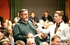 Ein bebuar frå Middagshaugen ville vita, kven bestemmer av kommunen og Vegvesenet? Han fekk ikkje eit sikkert svar.