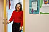 Døra er open for elevar frå ungdomstrinnet på Sveio skule som treng ein prat, anten det er etter avtale eller om dei kjem innom i eit friminutt. Helsesjukepleiar Liv Eidhammer Mangrud (46) tar dei i mot.