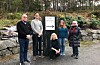 Røystemannskapet i Førde måndag morgon klar til å ta imot veljarane i nordre del av kommunen. Frå venstre Knut Lier, Espen Fosse, Kristin Hovland, Lillian Wirkola og Elise Austvik.