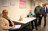 Denne gjengen hadde det travelt 24. mars for å gjøre alt klart før publikum kom inn dørene. F.v Astrid Hovda, Johanne B. Jacobsen, Helge Matre og Ingeborg Epland. Foto: Morten Vågset Møller