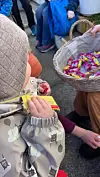 Magnus Lund Larsen 2,5 år på eggjakt på Ryvarden.
