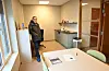 Per Riise i det kombinerte kontor og operasjonsrommet til brannvesenet i 1. etasje. Foto: Ellen Marie Hagevik