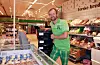 – Det er ikkje hald i ryktet som vil ha det til at Kiwi Sveio har hatt eit tilfelle av koronavirus, fastslår butikksjef Stig Runar Tveit.