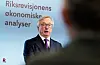 Riksrevisor Karl Eirik Schjøtt-Pedersen presenterer resultatet av den årlege revisjonen av rekneskapane til staten. Foto: Ole Berg-Rusten / NTB / NPK