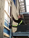 På Fagerland er det reist eit hus, teikna og bygd av Tømrerlaget Rossehaug & Bøe, her representert av Kristoffer Engvoldsen.