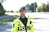 Nils Henrik Nodland frå politiet har stansa fleire titalls dei siste dagane på Haukås.FOTO: THOMAS VALLESTAD DRAGESET