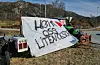 Bilkortesje frå Valevåg 11. april 2021.kortesje protest grendaskular opptog