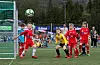 Medan Emil Thomas vaktar målet, passar Emil Reg Hovland, Jacob Helland og Kevin Rommetveit på at dei gule Bømlo-spelarane ikkje får setja ballen i mål. FOTO: IRENE FLATNES HALDIN