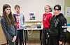 Cecilia Vikse, Mikal Møller Lindeland Hovda, Kevin Aase og Victor Risanger Hinderlid har laga bordskånarar basert på norske handverkstradisjonar med fingerhekling og toving.