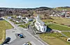 Dronefoto Sveio kyrkje sentrum fjellstad19. april 2021