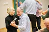 Instruktør Edith Odden dansar med Egil Lokna.FOTO: THOMAS VALLESTAD DRAGESET