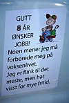 Motiv frå Auklandshamn-krinsen søndag 11. april, då det var bilkortesje for småskulane.
