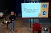 Lisa Solnørdal hos Livslosen oppmodar til å tørre å spørje medmenneske som du trur slit psykisk. Foto: Kjell Åsmund Sunde/ NPK