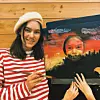 Søstrene Rebekka og Linnea Jacobsen var blant dei mange som deltok på karneval i regi av Sveio drilltropp.