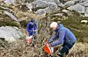 Karl Inge Instefjord og Olaug Fagerland frå Sveio Orienteringslag førebur årets tur-o-sesong. FOTO: THOMAS FØRDE