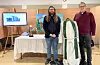 Ungdomsprest Runar Larsen (t.v.) og sokneprest Arild Steinsland representerte Den norske kyrkja på utdanningsmessa på Stord onsdag.
