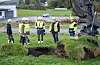 Geir Flatnes, Dagleg leiarThomas Leknes, lastebilsjåfør (headset)John Kristian Liknes, formannFrode Kjelle, maskinførar (sort genser)