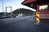 Det var i nærleiken av ferjekaia i Valevåg naustet brann. Illustrasjon/arkiv