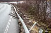 Autovernet er øydelagt over ein lengre strekning etter uhellet ved Vigdarvatnet.