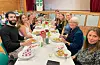 Ein innhaldsrik festmiddagbuffet fall i smak.