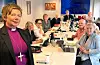 No er det valt kven som skal ta over rundt bordet i bispedømerådet saman med biskop Ragnhild Jepsen frå 2024.