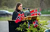 Då det var tid for ordførar Linn Therese Erve sin tale, kom det ei skikkelig regnbyge.