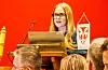 Jenny Haldin fra ungdomsrådet var veldig glad for innføring av fritidskort i Sveio kommune. Foto: Kjartan Moe Hustvedt
