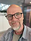 Slik ser Fredrik Steen ut når han ikkje er Hildegunn Moltubakk.