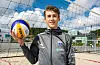 - Det blir spennande å gå på ein skule der alle spelar volleyball, og alt er lagt opp til at kvar enkelt skal bli ein betre spelar, seier Sebastian Vasile Nicoara.