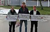 Stipendmottakarane Hannah Haftorsen (t.v.), Andreas Nordentoft Ekrene og Emil Fjeldheim. Marion Haugland Mannes er på reise og var ikke til stade under stipendutdeling. FOTO: HTG