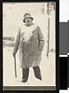 Alexander Kielland fotografert ute i felt under hjelpearbeidet etter bybrannen i Ålesund i 1904.