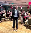 Wenche Bjelland var også ein av dei fire lokale mannekengane. Foto: Privat