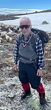 Store gratulasjonar på farsdagen til kjære og spreke FAR, Reidar Frøvik!! Alltid på farten, enten det er her i Sveio eller på Hardangervidda for og jaga sau. Helsing to- og firbeinte på Hokla Gard.