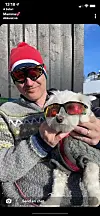 Vil senda ein hilsen te pappa Øystein Fonnes hjemma i Sveio, håpe du får ein fin farsdag! Hilsen fraJenny i Tromsø.