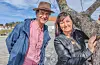 Høgskulelektor i musikkpedagogikk ved Steinerhøgskulen i Oslo, Lars Kolstad, og musikkformidlaren Annabel Guaita. Torsdag sist veke heldt dei Fartein Valen-førestilling på Vigdartun for Førde-elevar. FOTO: GUNNHILD LØNNING