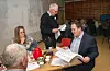 Også politikarane var med under gruppearbeidet. Her leiar i hovudutvalet for oppvekst ogkultur Monica Vandaskog Valen og ordførar André Mundal Haukås. I bakgrunnen Alf Edvin Hovda, som leia gruppearbeidet.