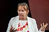 Styreleiar i KS, Gunn Marit Helgesen, meiner at regjeringas forslag om å auke dei frie inntektene til kommunane ikkje er nok til å løyse den økonomiske krisa i kommunane.