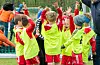 Kjekt å vinna! Sveio (gule overtrekk) – Vard gutar 8 år. FOTO: ELLEN MARIE HAGEVIK