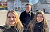 Dagleg leiar Susanne Lie Vallestad (t.v.), ansvarleg redaktør Torstein Tysvær Nymoen og nytilsett journalist Gunnhild Lønning gleder seg over gode tal for Vestavind.FOTO: SUSANNE LIE VALLESTAD