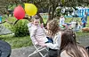 Ingen festival utan andletsmåling! Synne Natås Strand (5) var blant borna som ville vera med. FOTO: GUNNHILD LØNNING